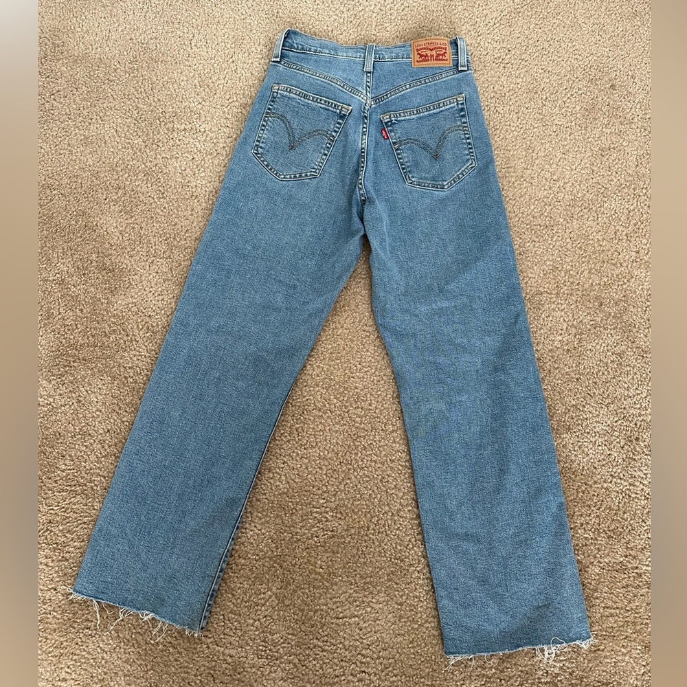 Levi’s Ribcage Jeans